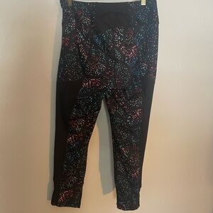 Avia black w colorful confetti yoga pants M